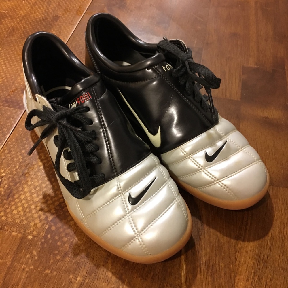 Nike total 90 iii indoor soccer shoes